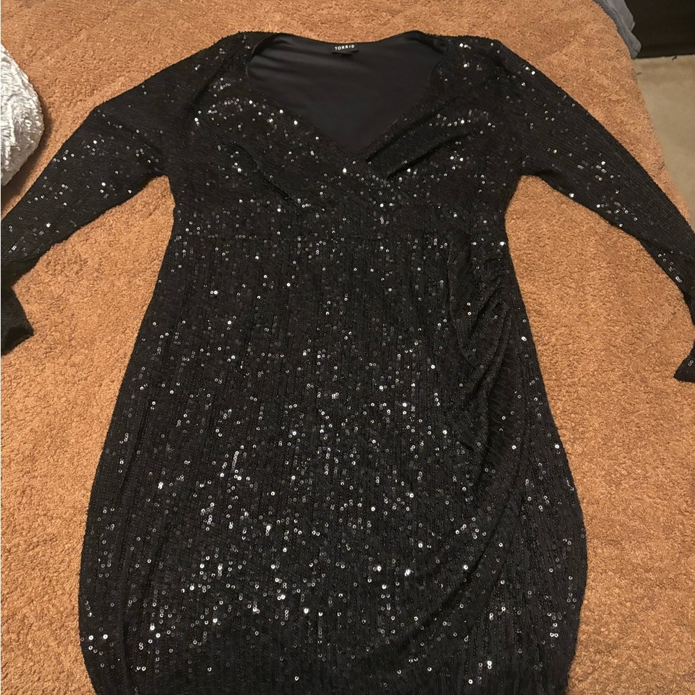 Elegant Black Sequin Dress